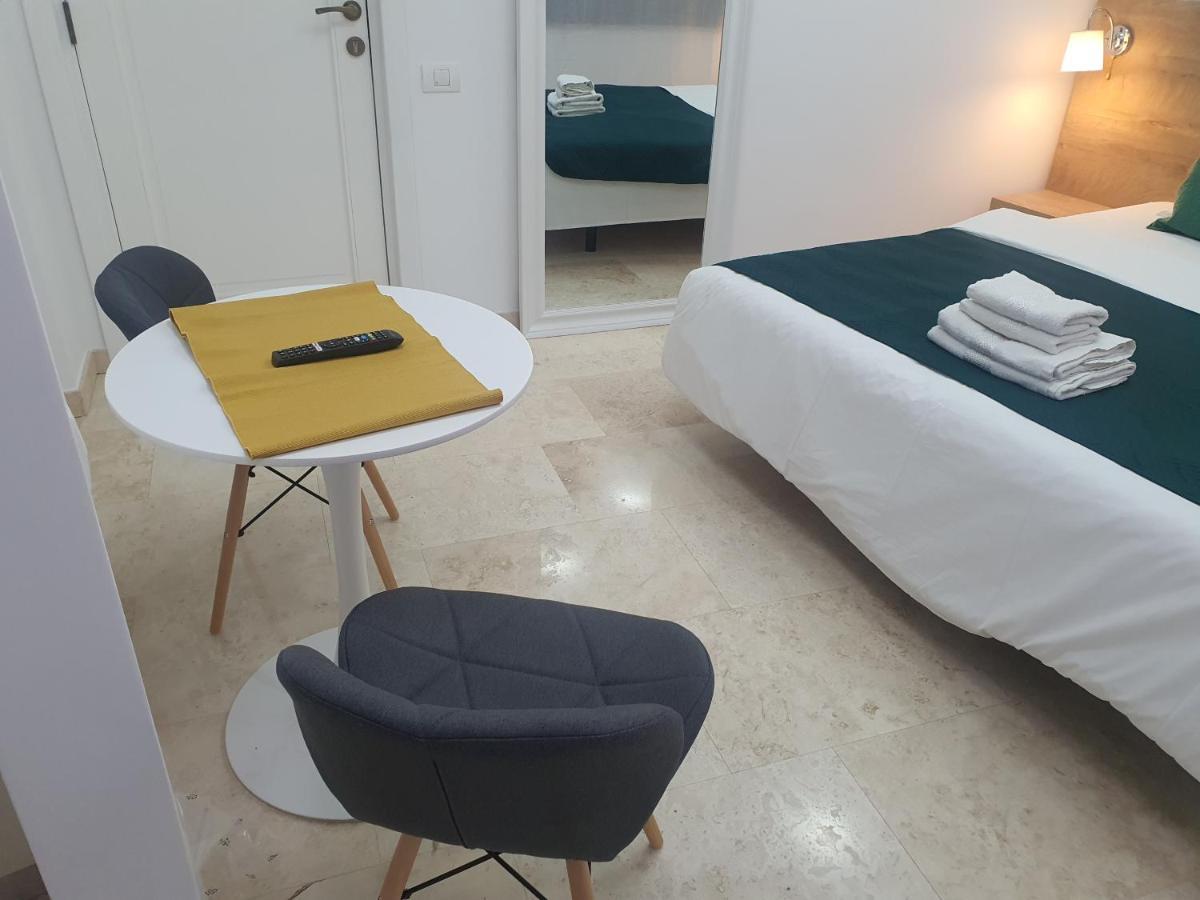 Dacia Residence Apartments บูคาเรสต์ ภายนอก รูปภาพ