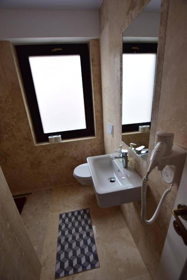 Dacia Residence Apartments บูคาเรสต์ ภายนอก รูปภาพ
