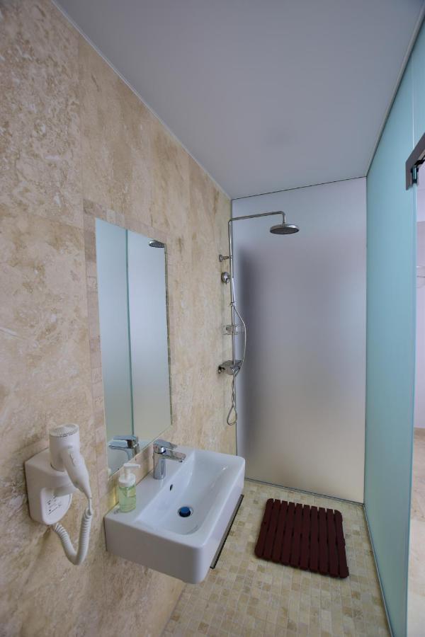 Dacia Residence Apartments บูคาเรสต์ ภายนอก รูปภาพ