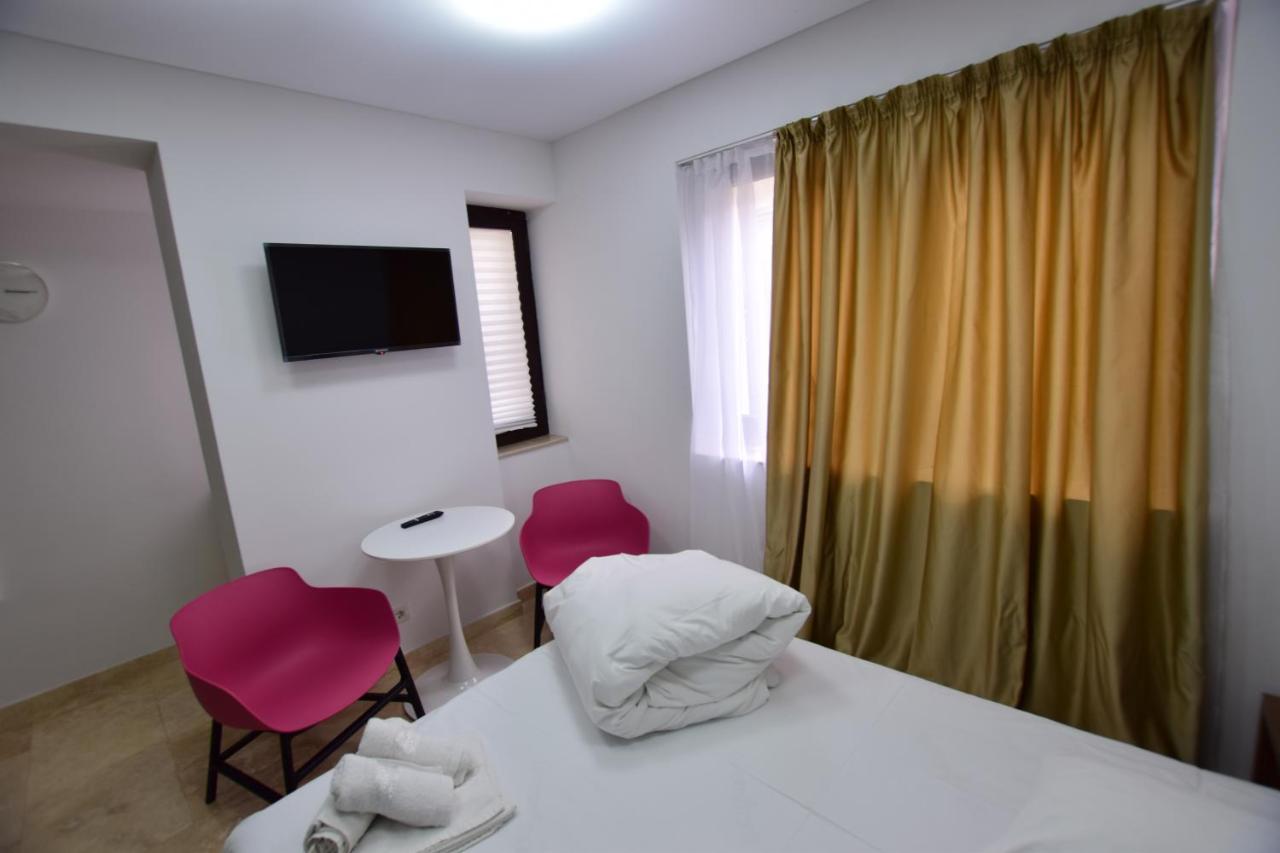 Dacia Residence Apartments บูคาเรสต์ ภายนอก รูปภาพ