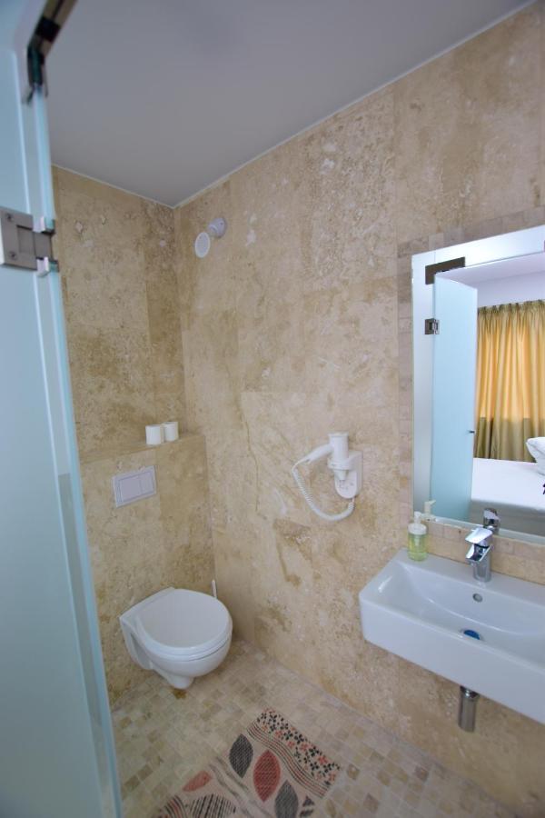Dacia Residence Apartments บูคาเรสต์ ภายนอก รูปภาพ