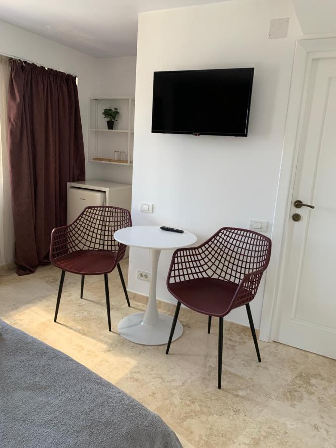 Dacia Residence Apartments บูคาเรสต์ ภายนอก รูปภาพ