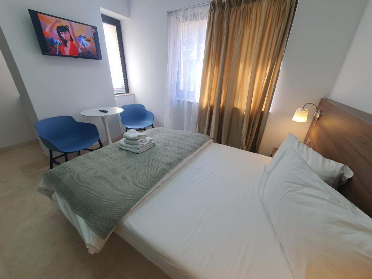 Dacia Residence Apartments บูคาเรสต์ ภายนอก รูปภาพ