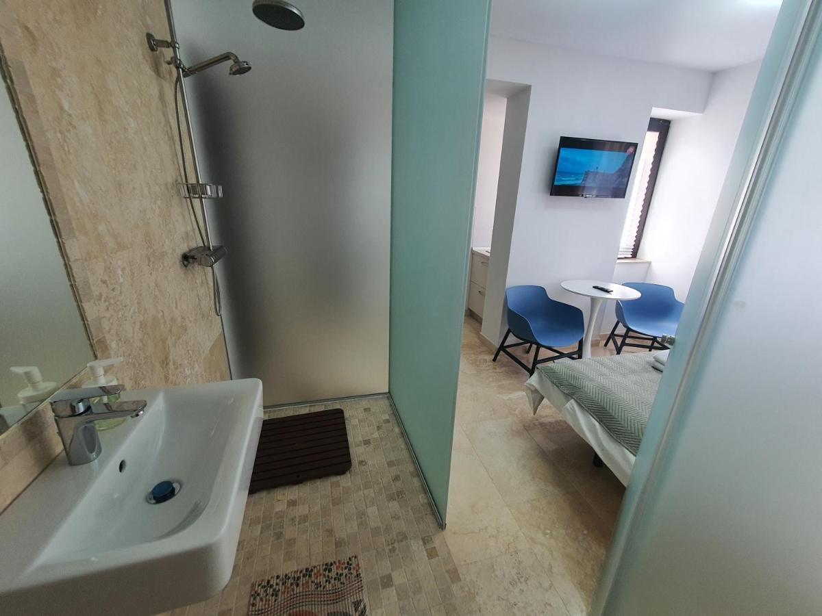 Dacia Residence Apartments บูคาเรสต์ ภายนอก รูปภาพ