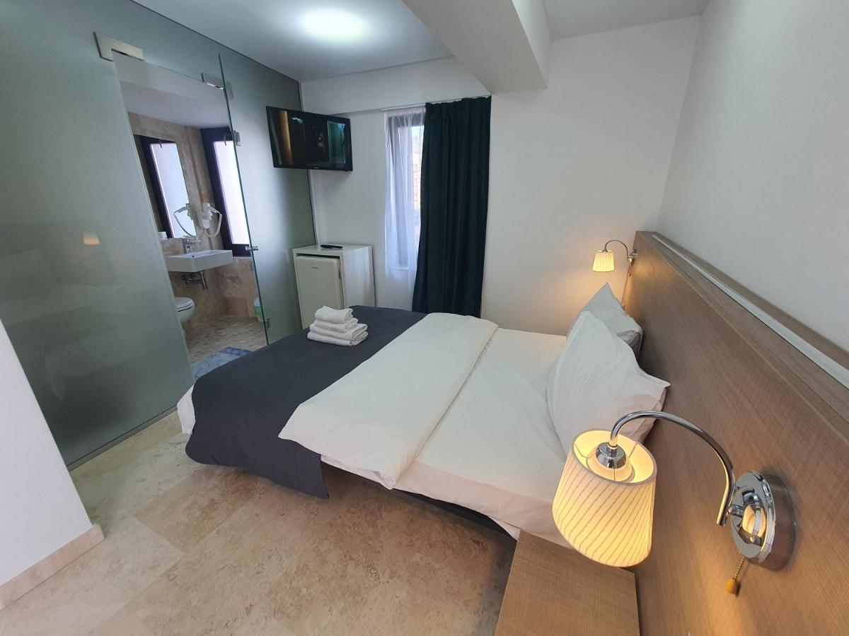Dacia Residence Apartments บูคาเรสต์ ภายนอก รูปภาพ